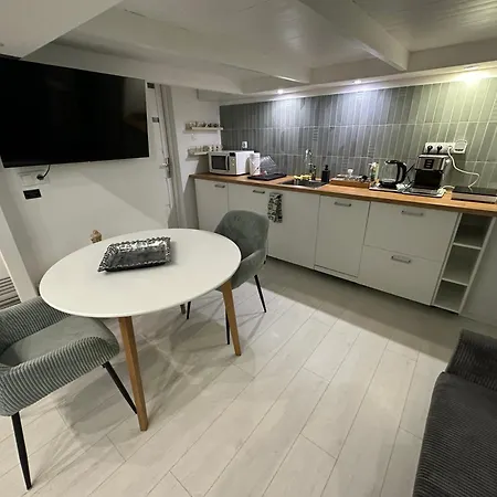 Zen Apartman *